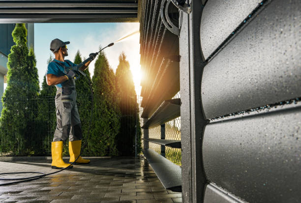 Best Sidewalk and Walkway Cleaning  in Northeast Ithaca, NY